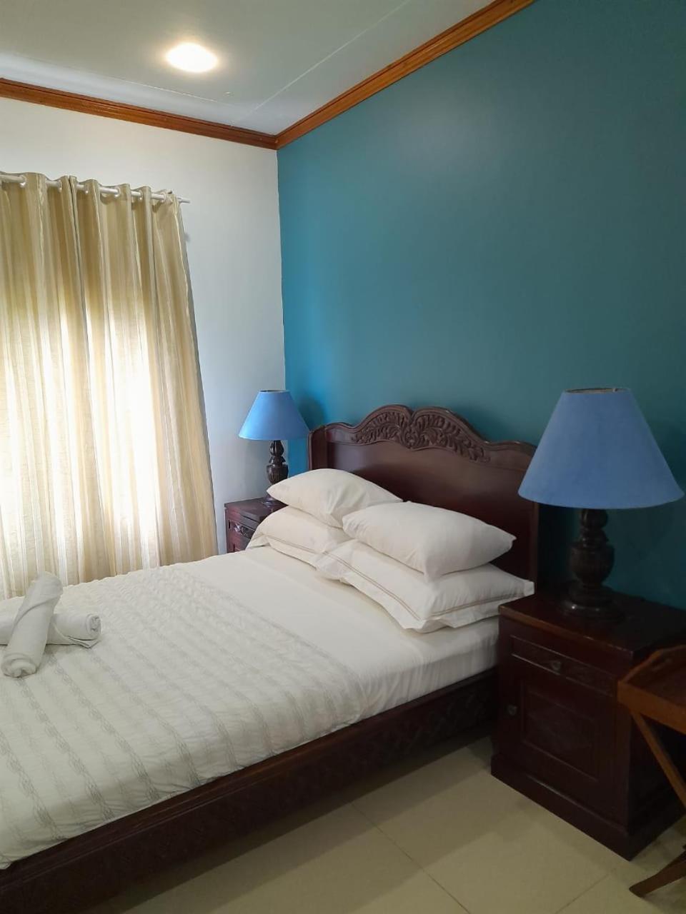 Bayview Villa -Sea Side Villa Anse Boileau Dış mekan fotoğraf