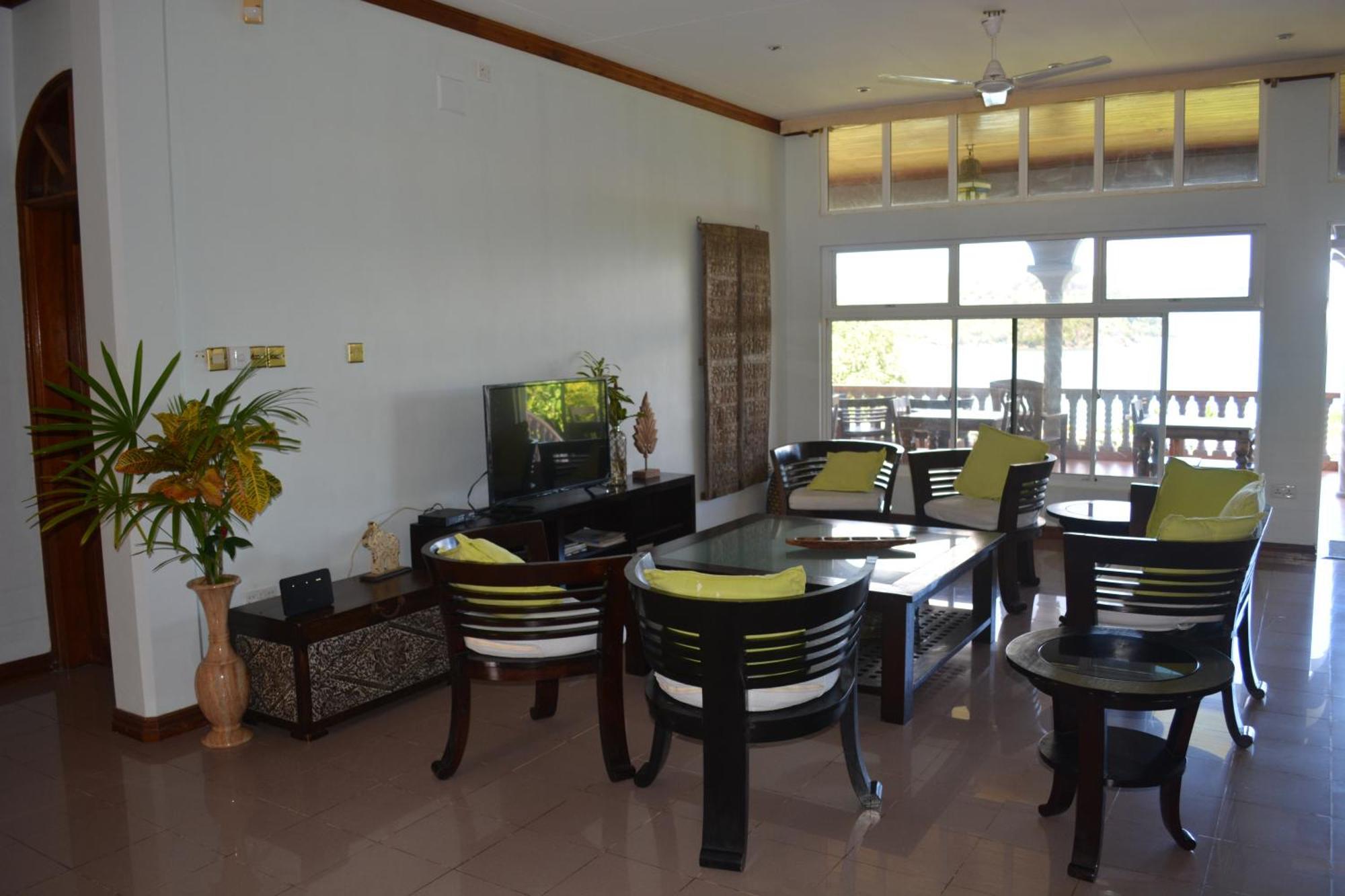 Bayview Villa -Sea Side Villa Anse Boileau Dış mekan fotoğraf