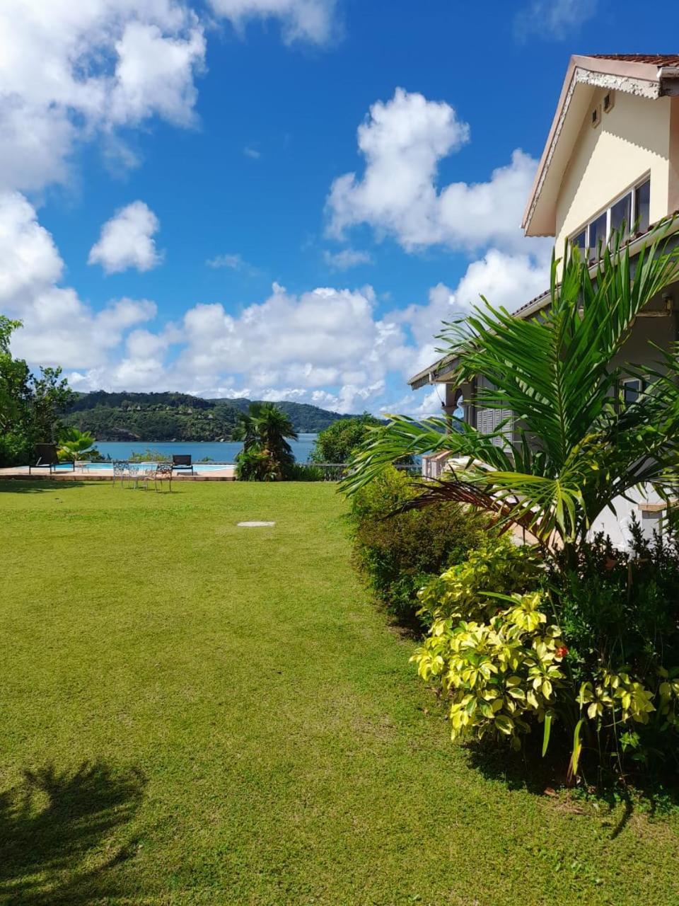 Bayview Villa -Sea Side Villa Anse Boileau Dış mekan fotoğraf