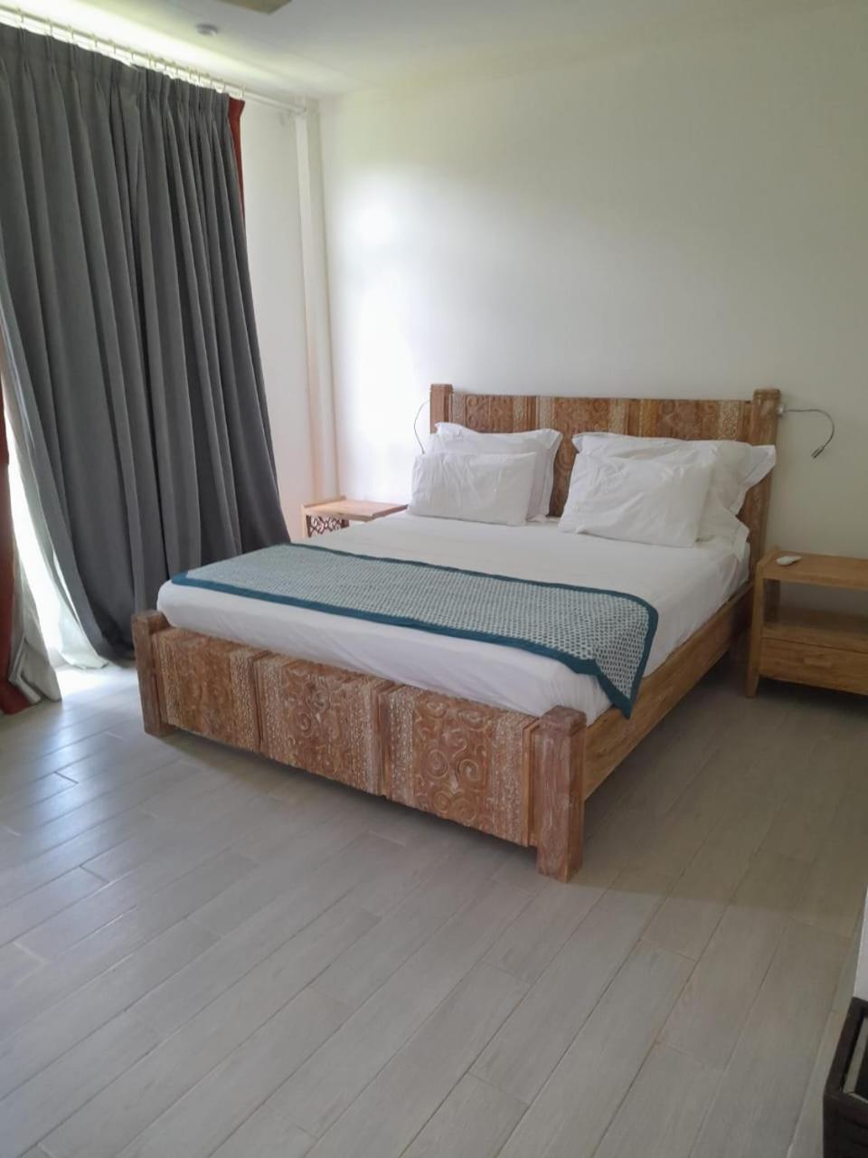 Bayview Villa -Sea Side Villa Anse Boileau Dış mekan fotoğraf
